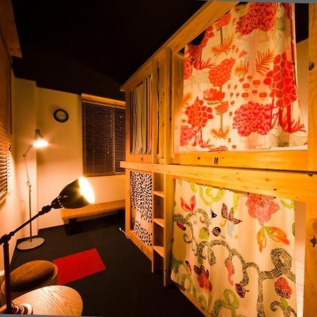 Hakata Gofukumachi Hostel Takataniya Фукуока Стая снимка