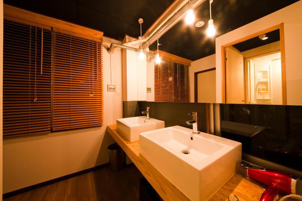 Hakata Gofukumachi Hostel Takataniya Фукуока Екстериор снимка